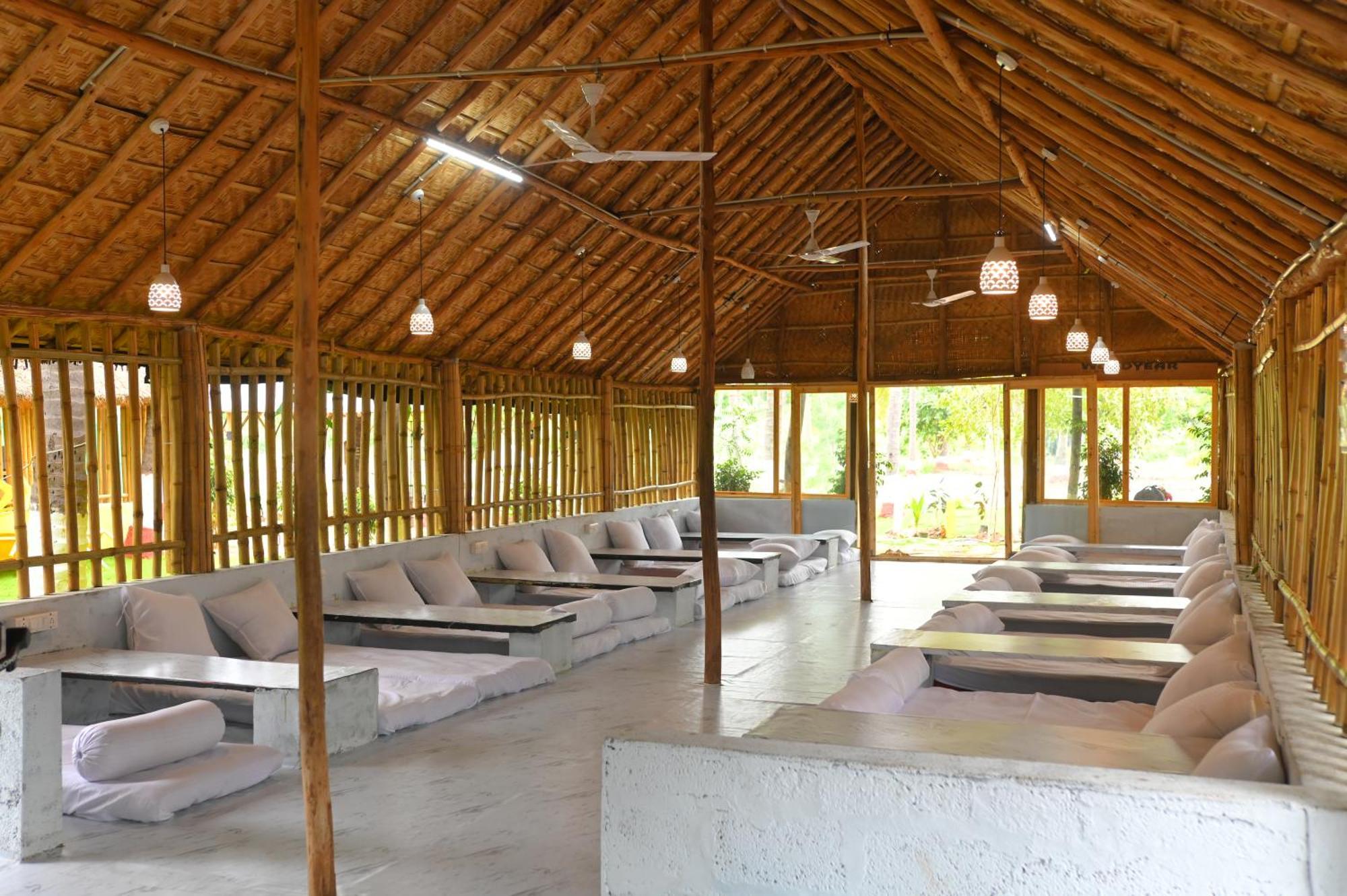 Tamarind Tree Way Side Amenities Hotell Hospet Eksteriør bilde